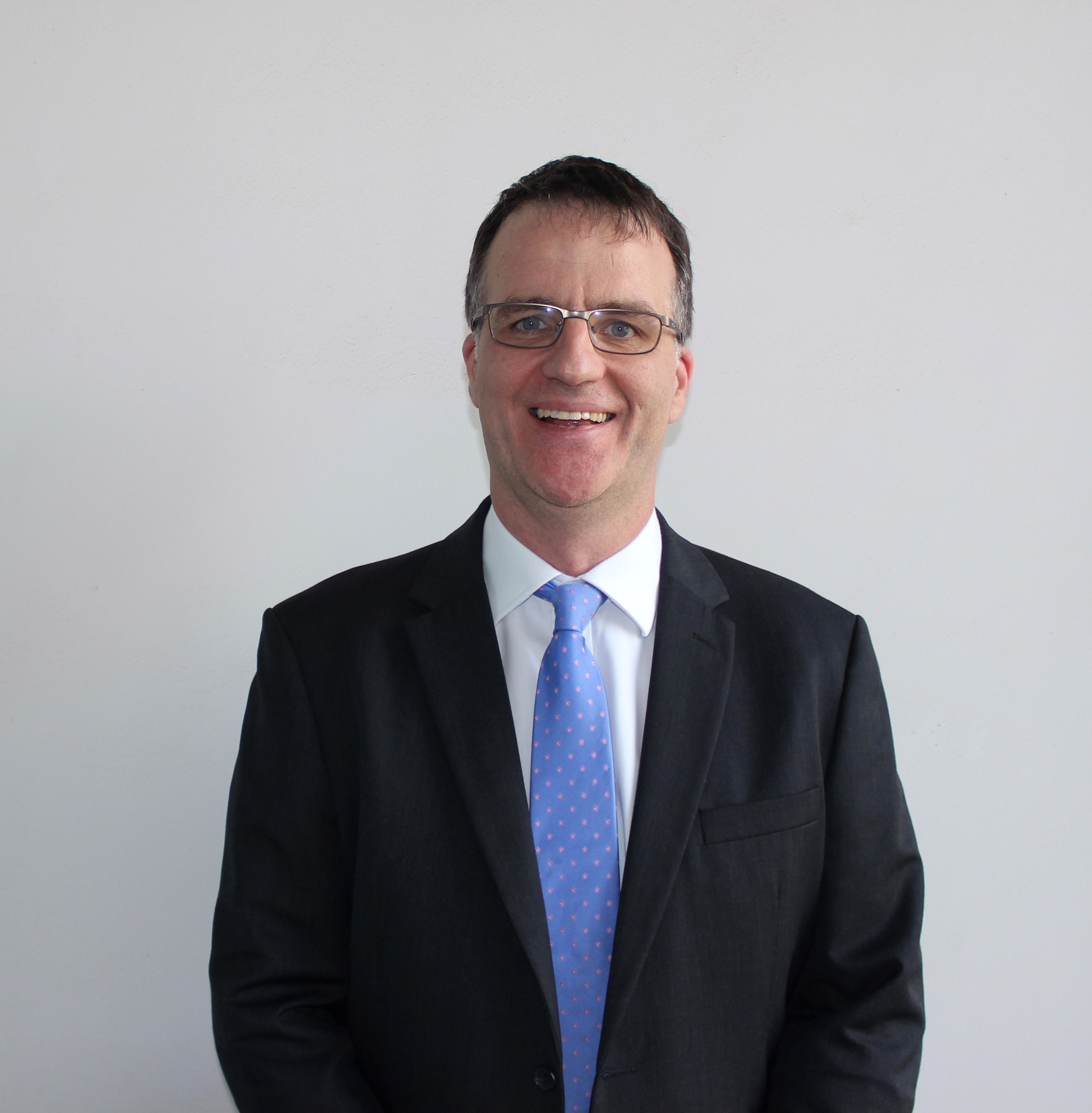 Huw Davies