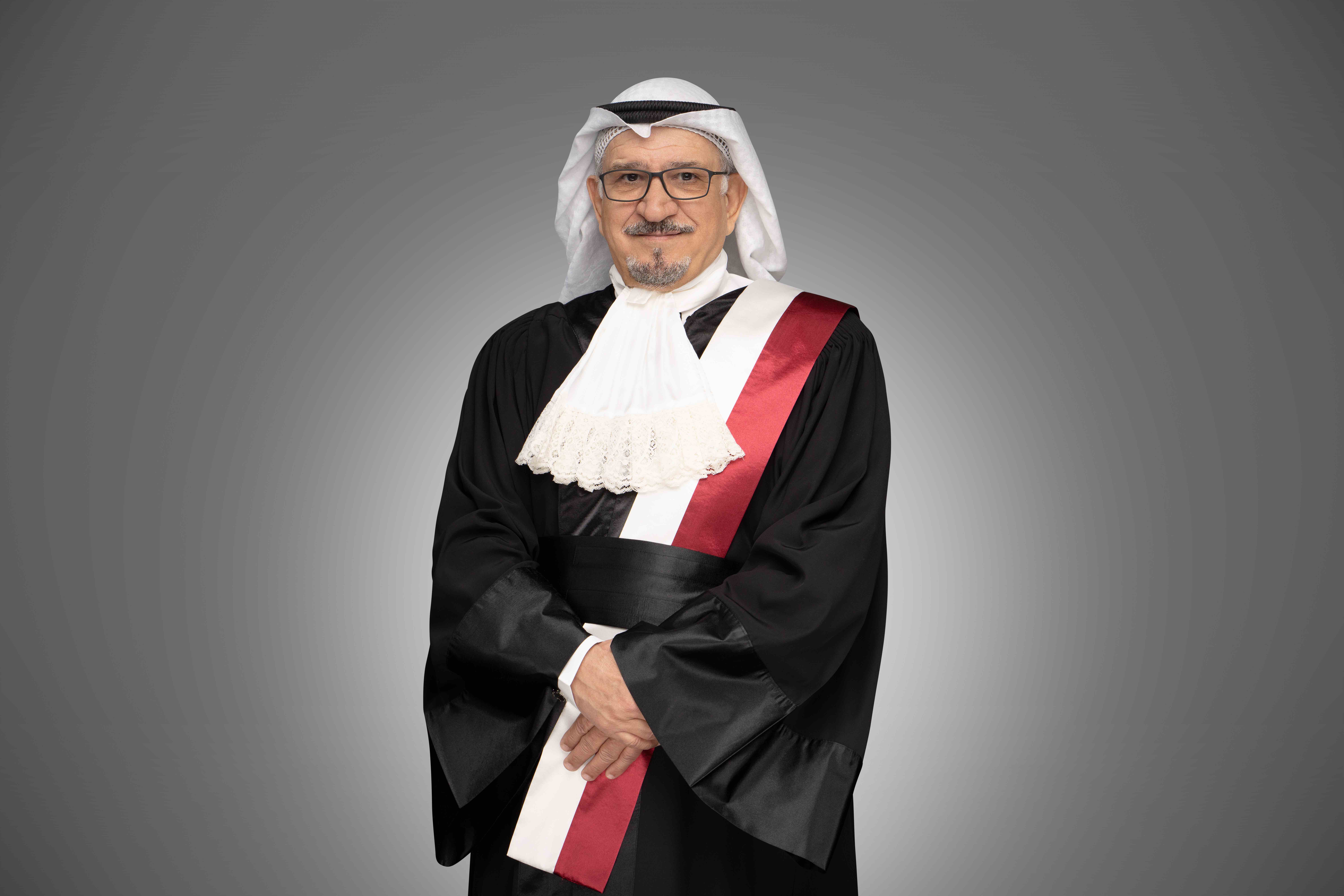 الدكتور رشيد حمد العنزي